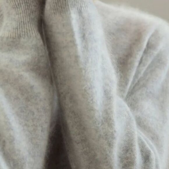 NWT Premium Quality Wool Blend Super Soft Relaxed Fit Pullover Sweater - Picture 10 of 10